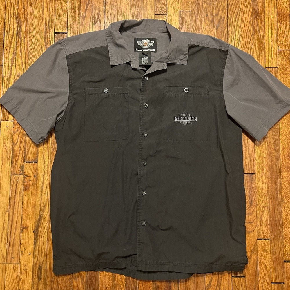 Harley Davidson Genuine Motorclothes Shirt Size Large 2010 Gray Black
